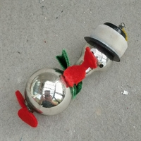 sølv glas fugl rødt næb hat som julekugle gammelt julepynt.